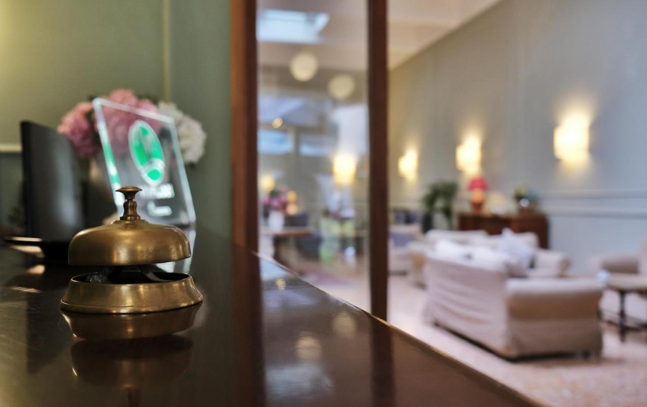 Hotel Touring Wellness & Beauty فيوجّي المظهر الخارجي الصورة